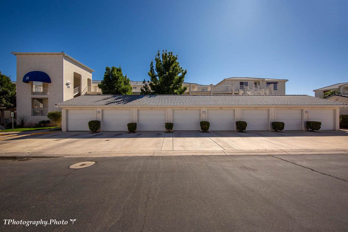 1845 Canyon View Dr - Photo 1