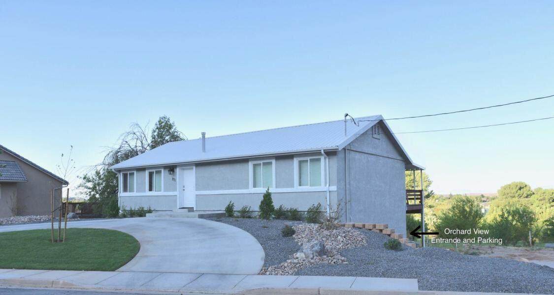 271 100 E - Photo 1