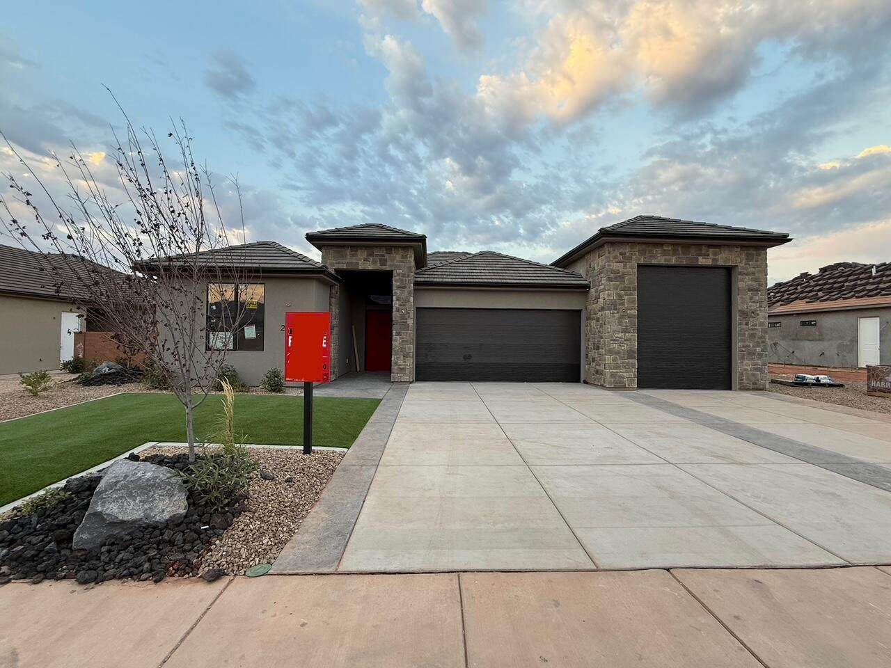 29 Serenity Cir - Photo 1