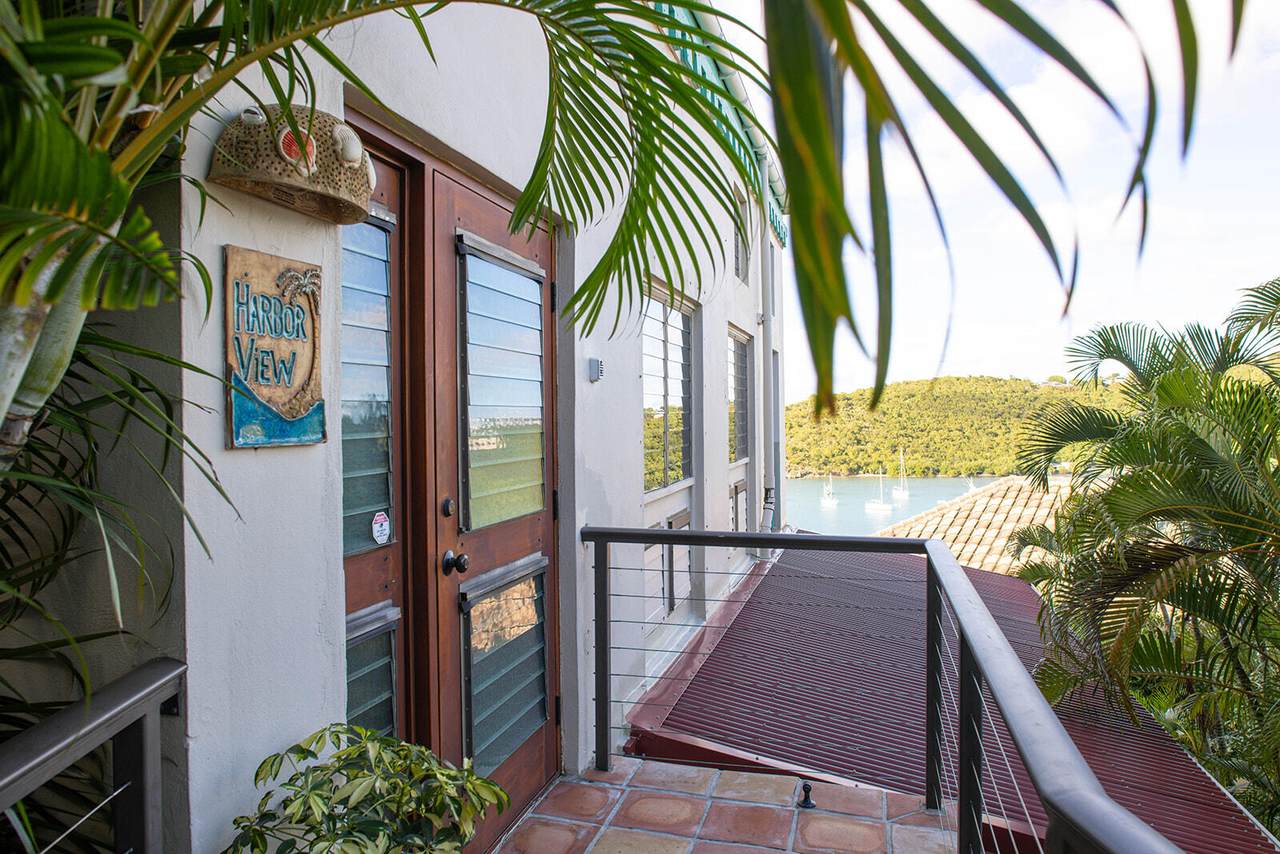 3Ad-1 Cruz Bay Town - Photo 1