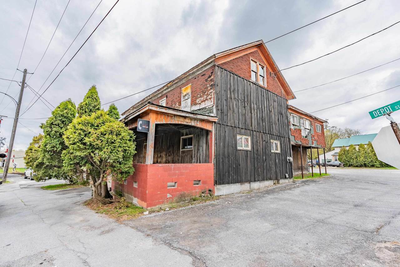 32, 34 Depot Street - Photo 1