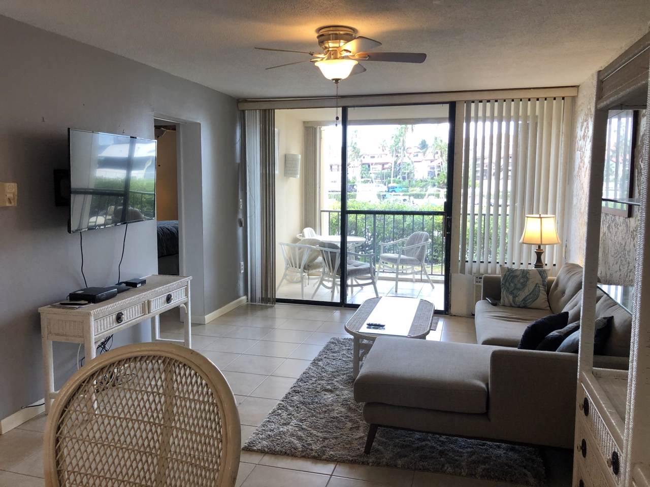 165 Smith Bay Ee - Photo 1
