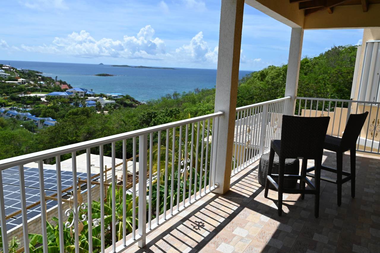 https://bt-photos.global.ssl.fastly.net/stthomas/1280_boomver_1_24-1863-2.jpg