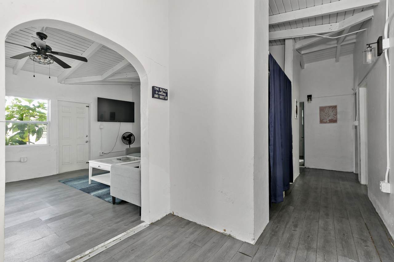 https://bt-photos.global.ssl.fastly.net/stthomas/1280_boomver_2_24-2070-2.jpg