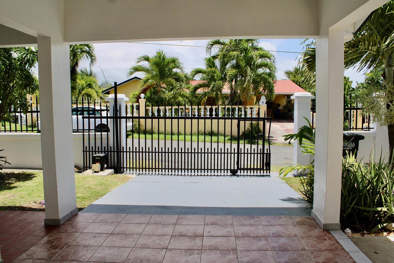 https://bt-photos.global.ssl.fastly.net/stthomas/1280_boomver_1_25-1008-2.jpg