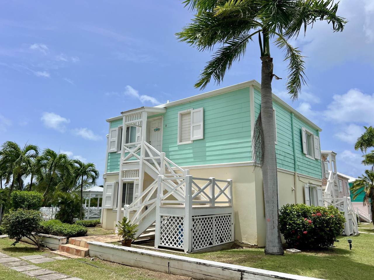 9 Southgate - Photo 1