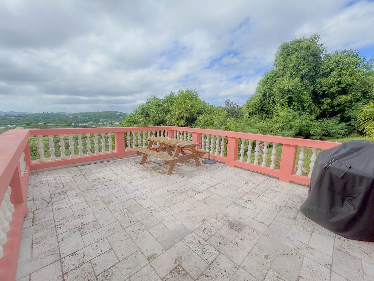 https://bt-photos.global.ssl.fastly.net/stthomas/1280_boomver_1_25-1258-2.jpg