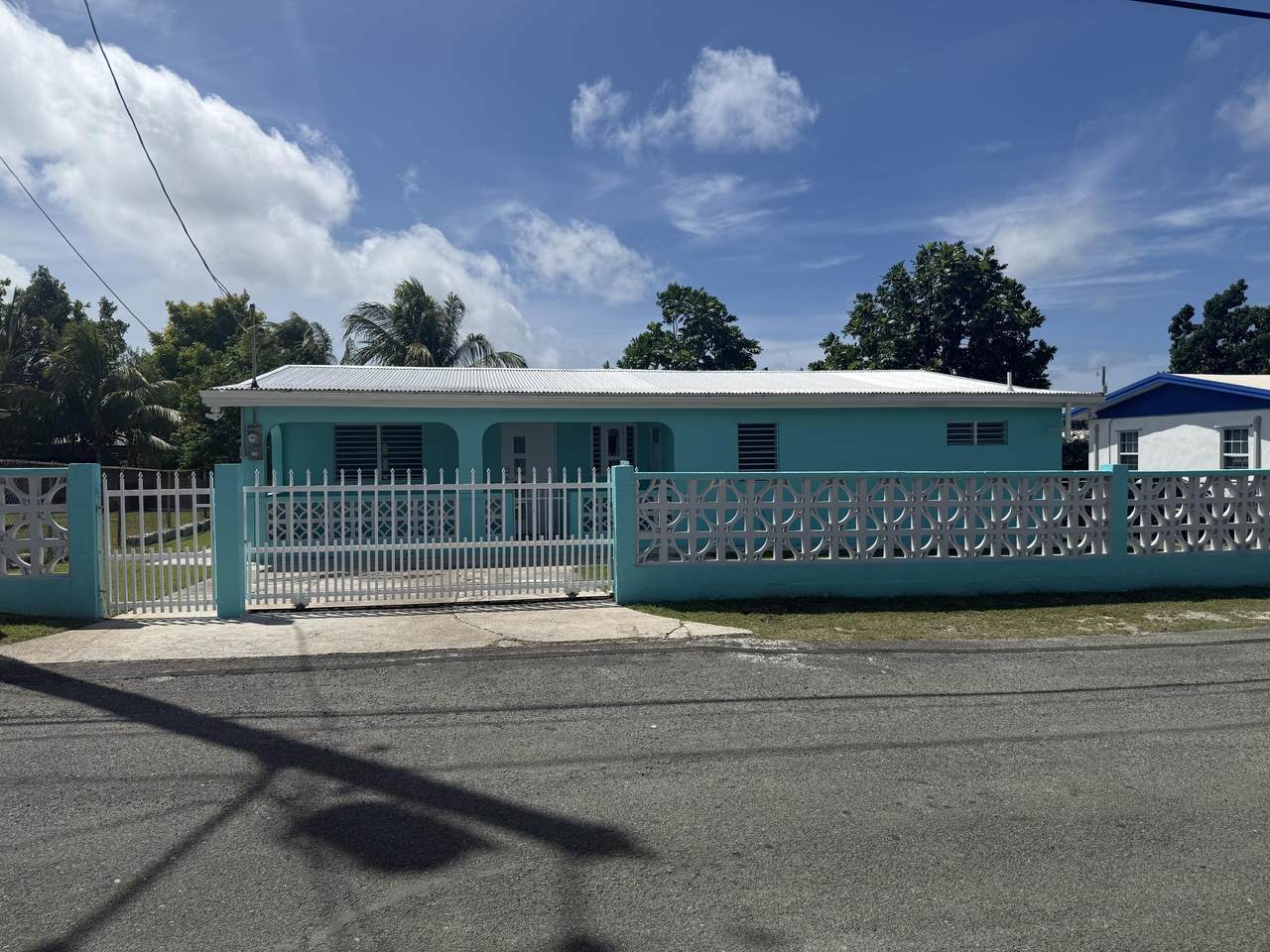 133 Strawberry Hill Qu - Photo 1