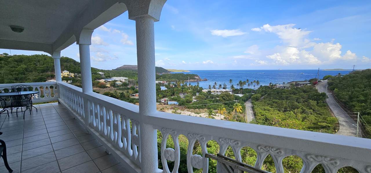 43 Bolongo Fb - Photo 1