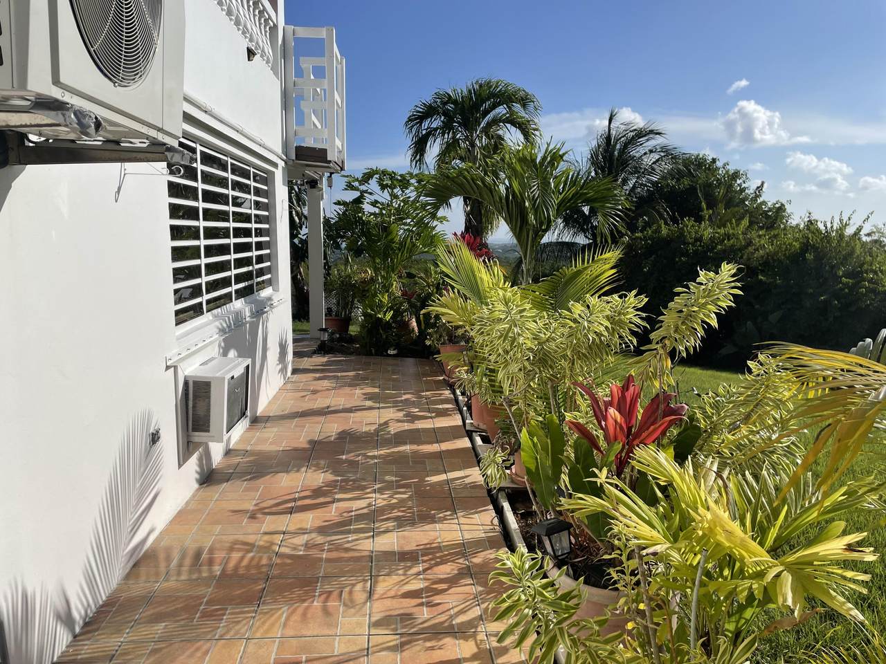 https://bt-photos.global.ssl.fastly.net/stthomas/1280_boomver_1_25-1679-2.jpg