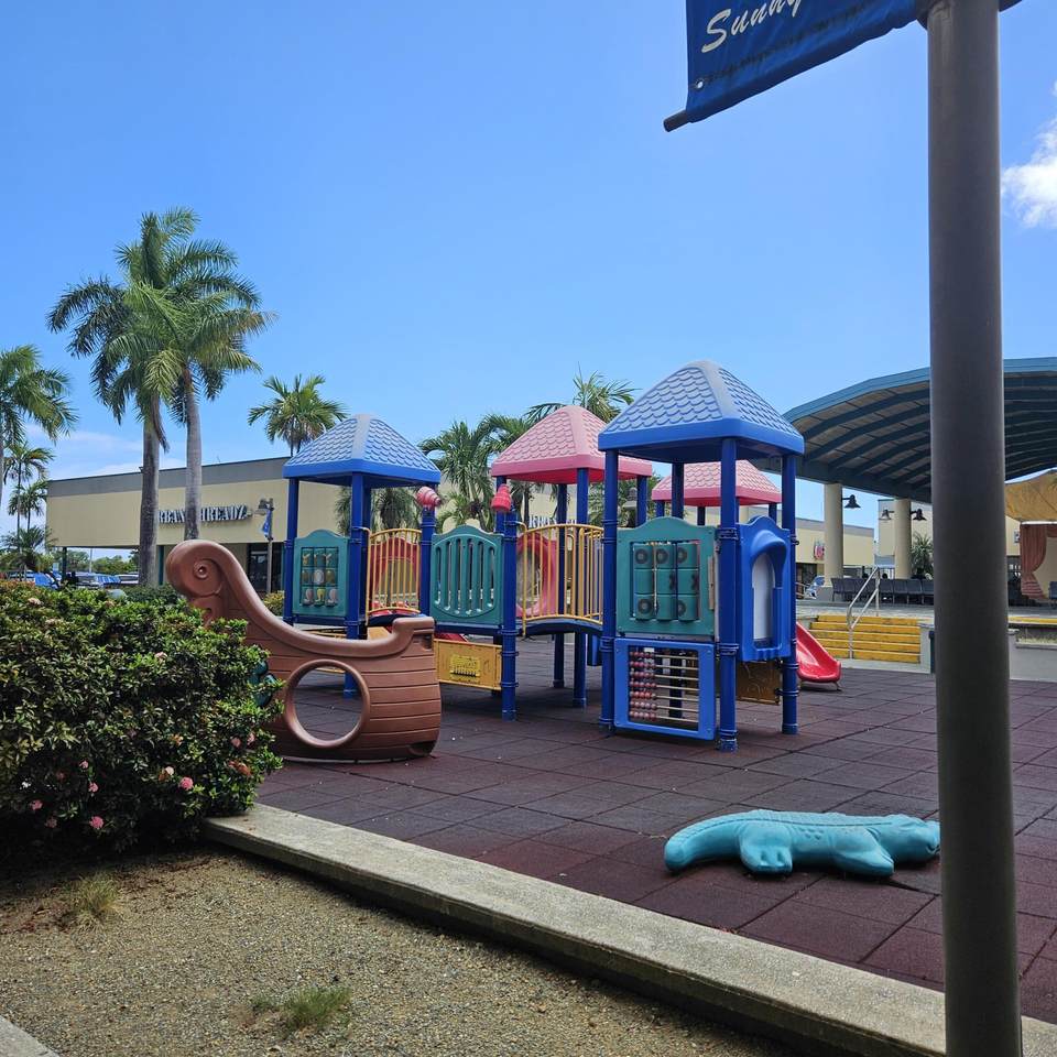 https://bt-photos.global.ssl.fastly.net/stthomas/1280_boomver_1_25-1738-2.jpg