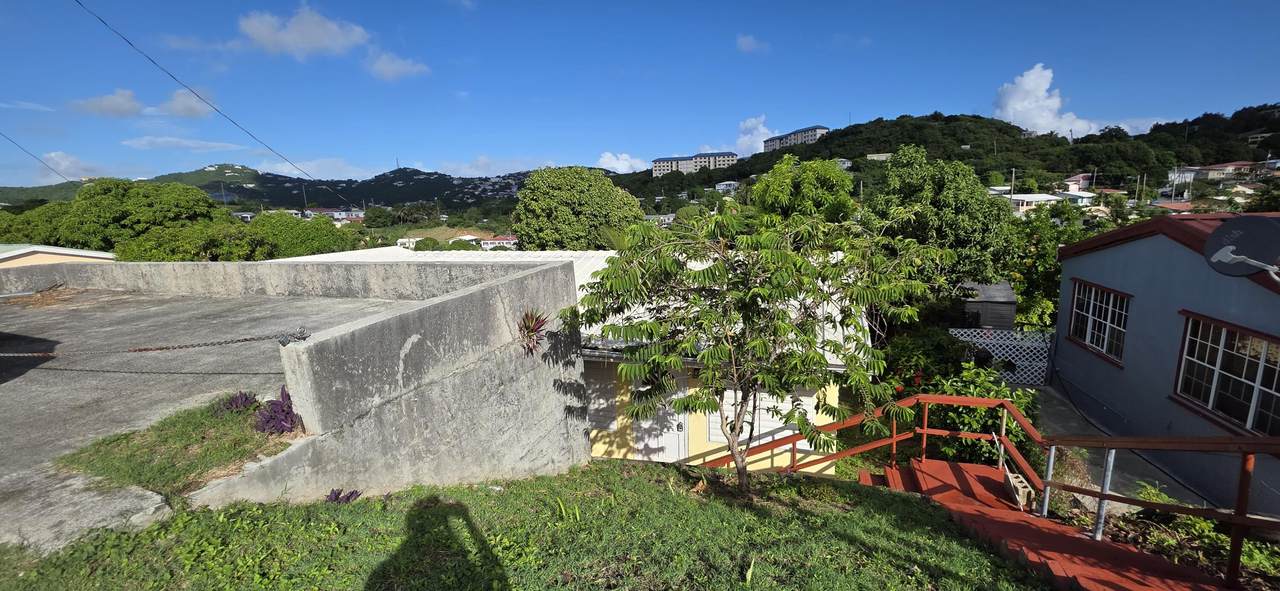 148-185 Anna's Retreat New - Photo 1