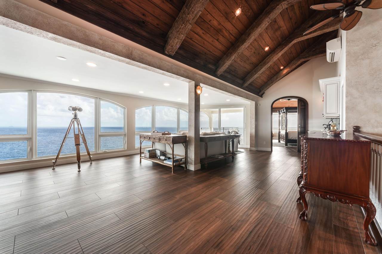 10 Water Island Ss - Photo 1