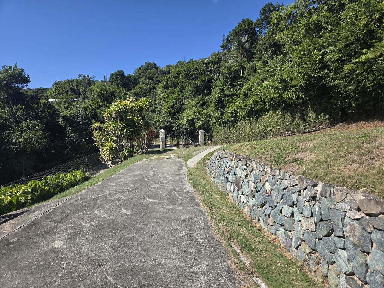 19-r Solberg Lns - Photo 1