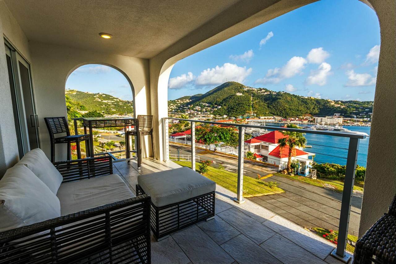 https://bt-photos.global.ssl.fastly.net/stthomas/1280_boomver_1_25-497-2.jpg