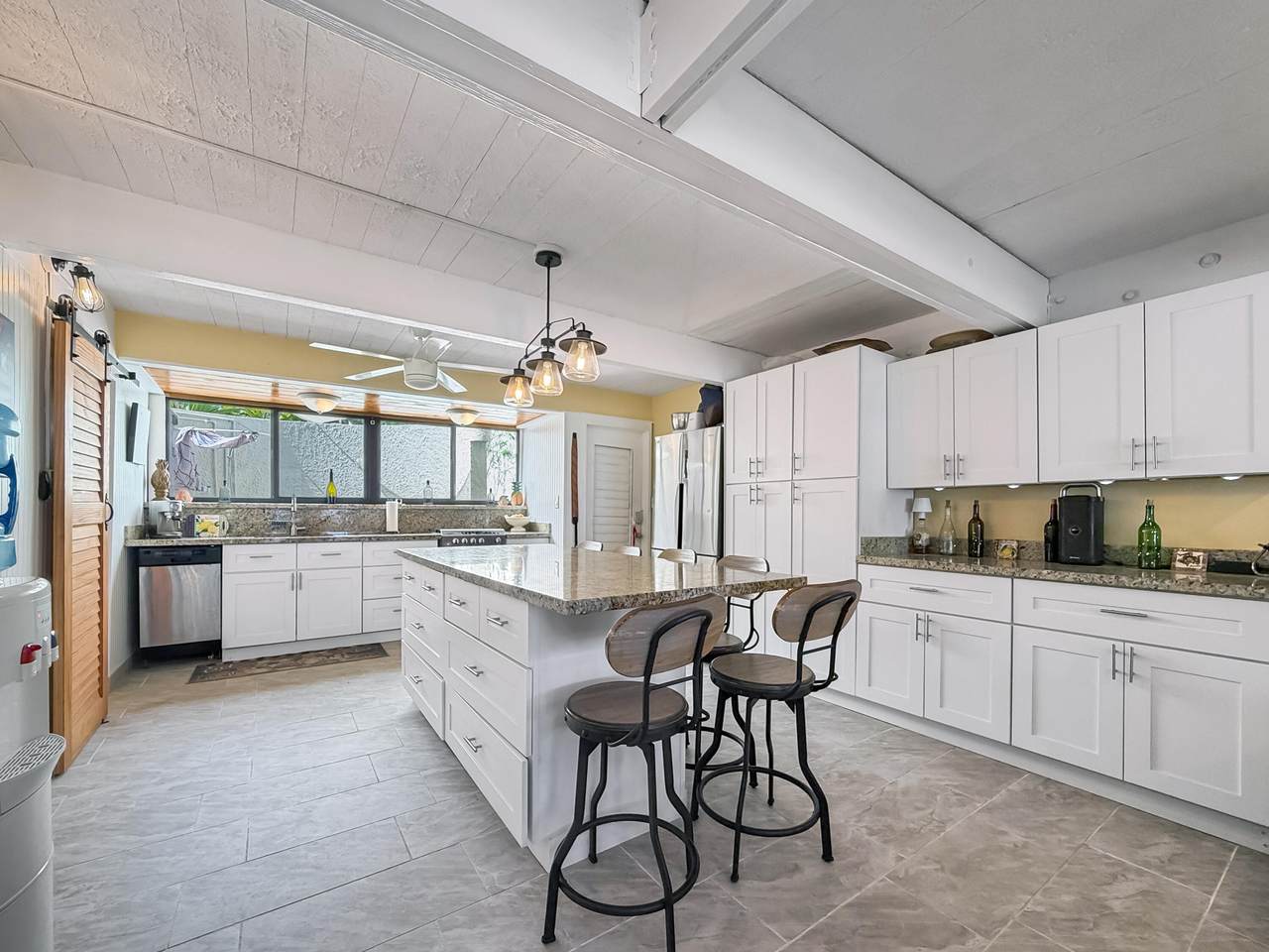 148 Teagues Bay Eb - Photo 1