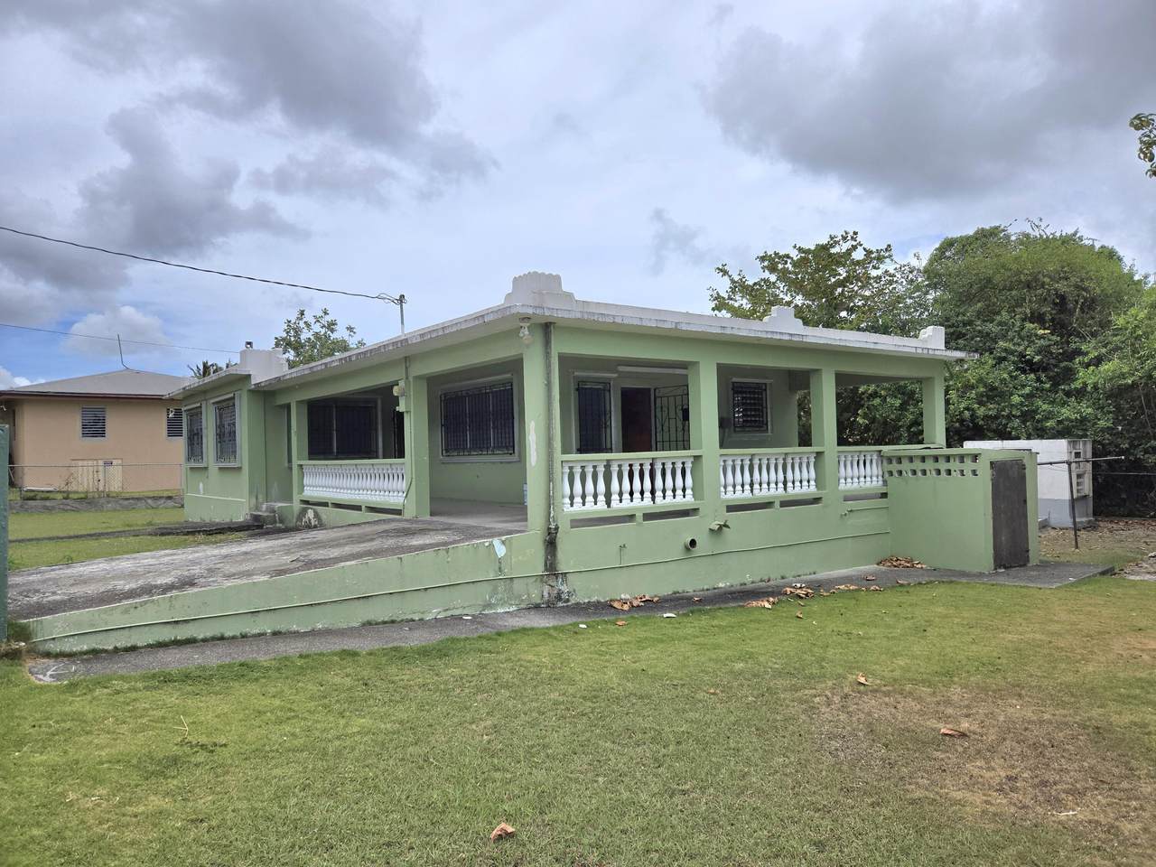 https://bt-photos.global.ssl.fastly.net/stthomas/1280_boomver_1_26-1524-2.jpg