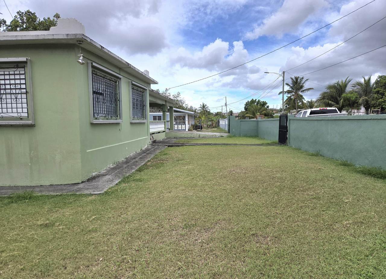 https://bt-photos.global.ssl.fastly.net/stthomas/1280_boomver_1_26-1524-2.jpg