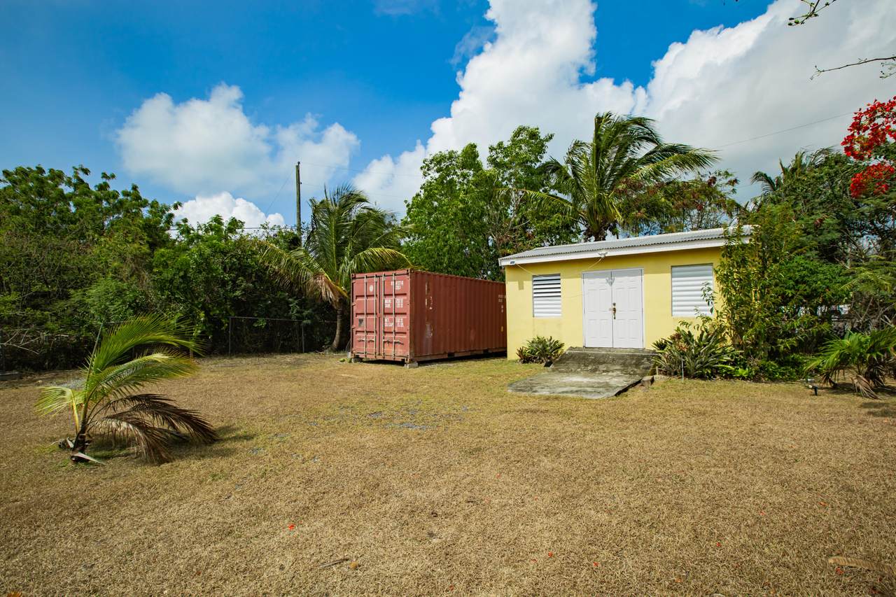 https://bt-photos.global.ssl.fastly.net/stthomas/1280_boomver_1_26-1613-2.jpg