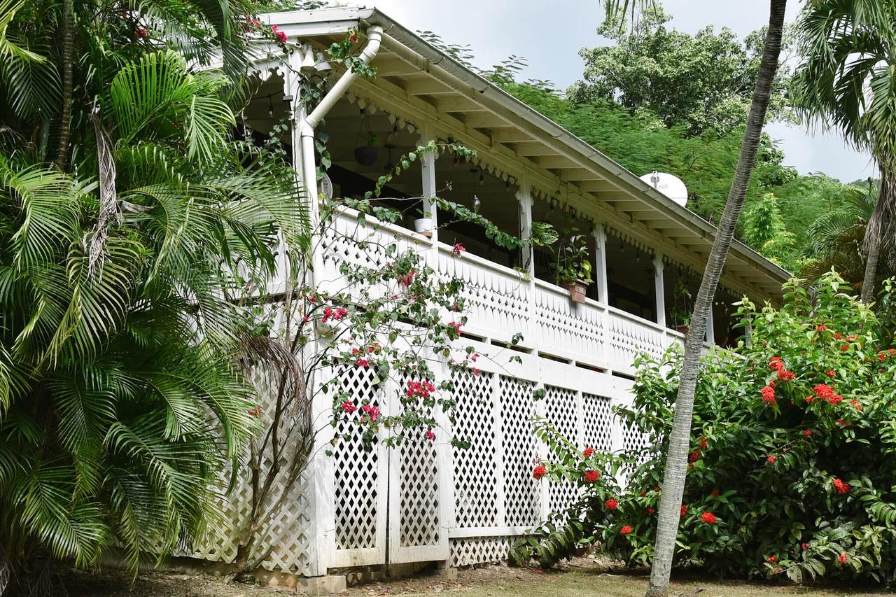 https://bt-photos.global.ssl.fastly.net/stthomas/1280_boomver_1_26-1740-2.jpg