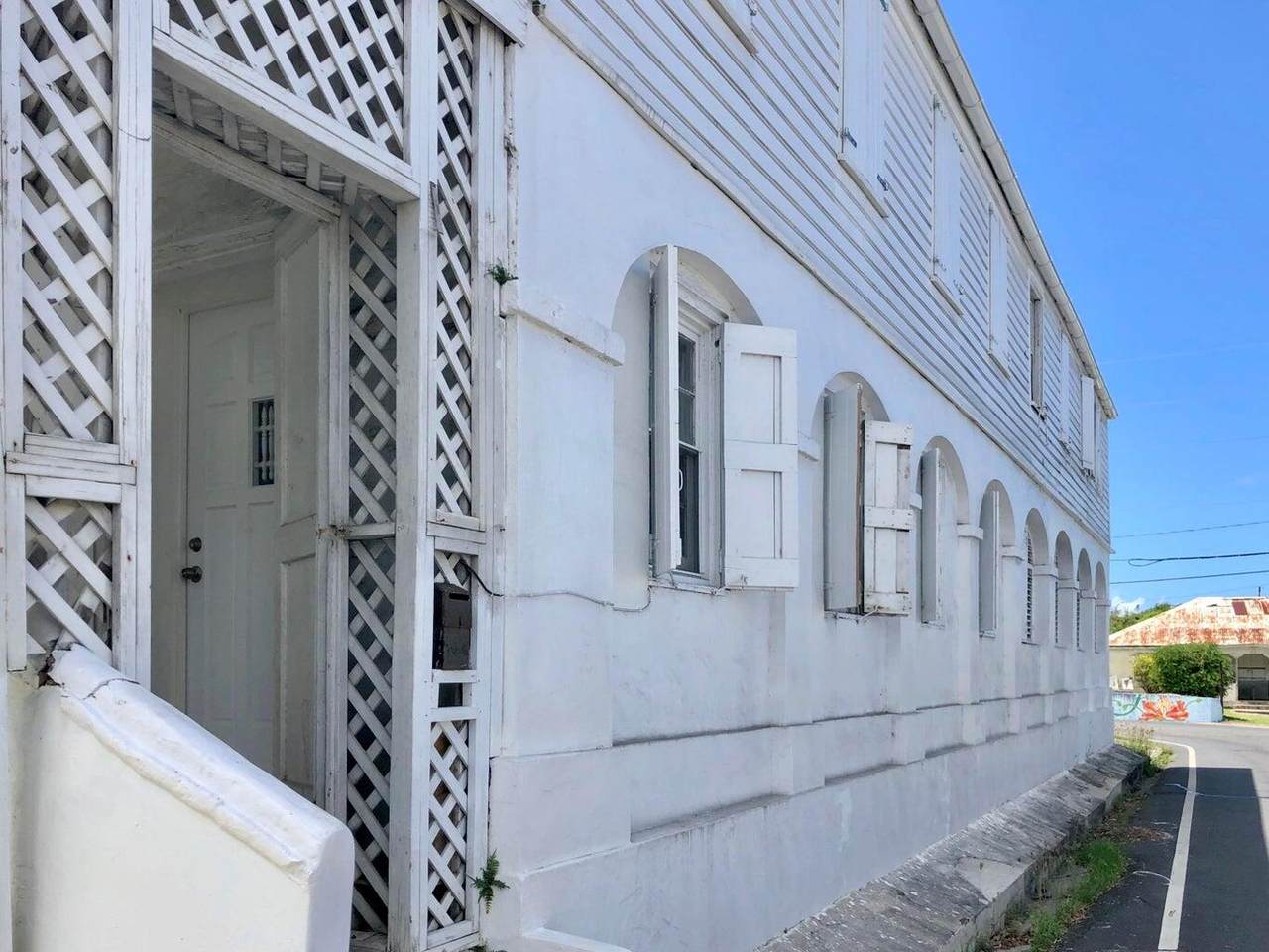 35-36 Queen Street F'sted - Photo 1