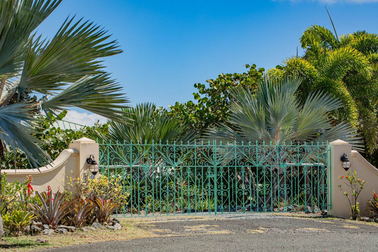 https://bt-photos.global.ssl.fastly.net/stthomas/1280_boomver_1_26-657-2.jpg
