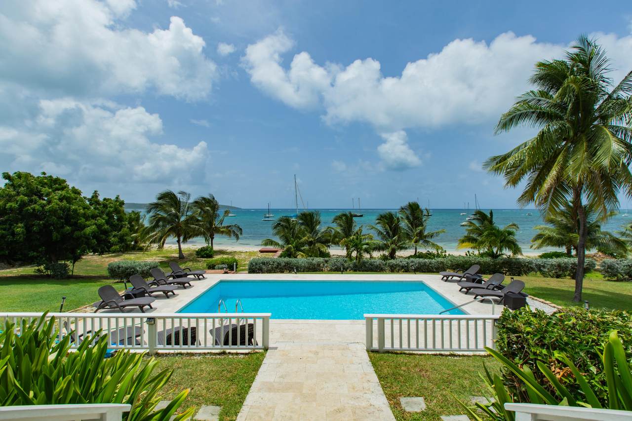 https://bt-photos.global.ssl.fastly.net/stthomas/1280_boomver_1_26-670-2.jpg