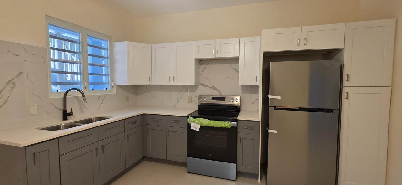 28H Apt 3 Lindberg Bay Ss - Photo 1