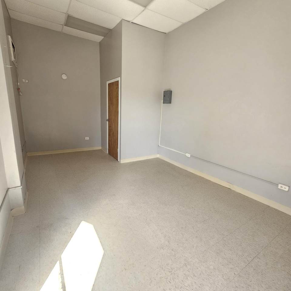 lower Castle Coakley Qu - Photo 1