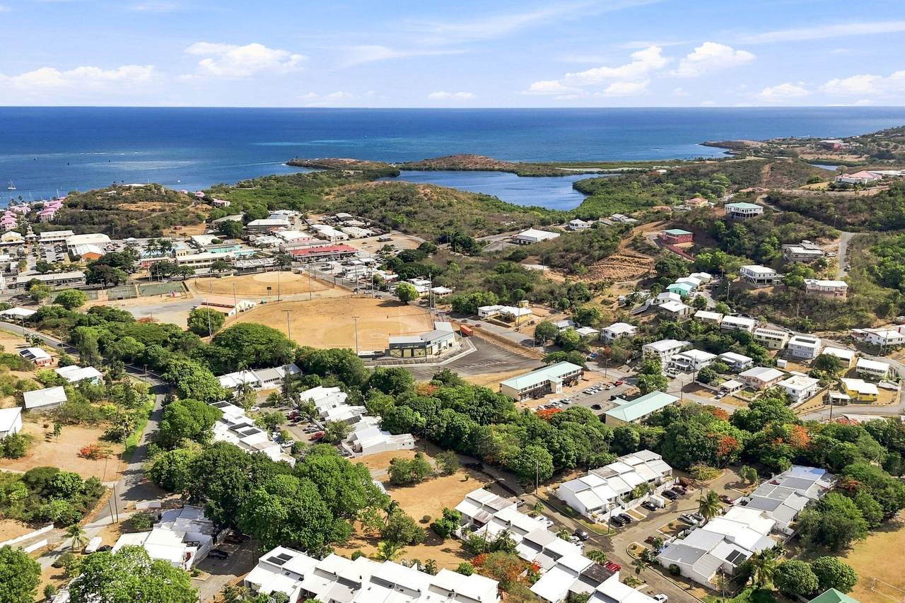 https://bt-photos.global.ssl.fastly.net/stthomas/1280_boomver_2_26-1551-2.jpg