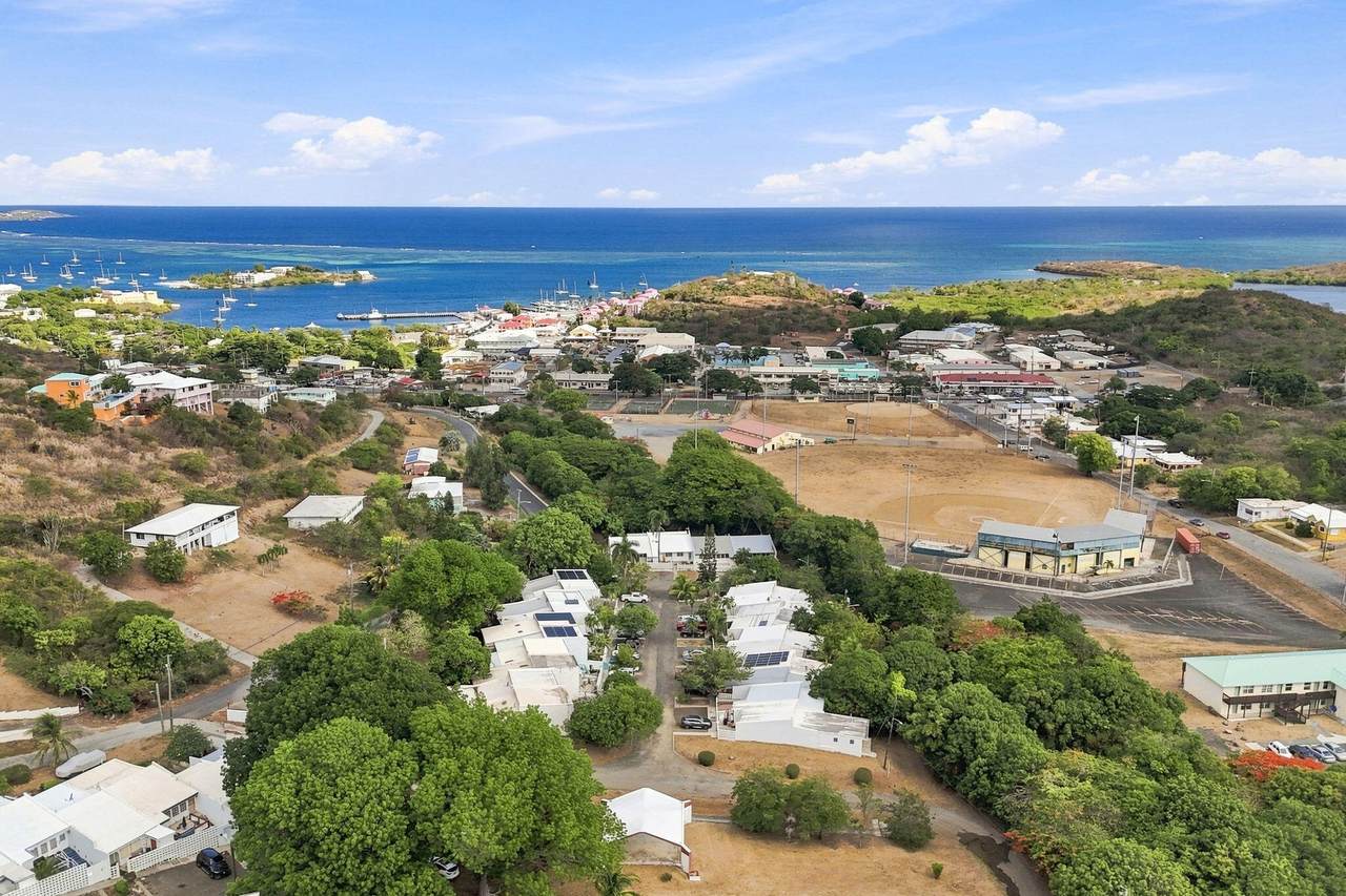 https://bt-photos.global.ssl.fastly.net/stthomas/1280_boomver_2_26-1551-2.jpg