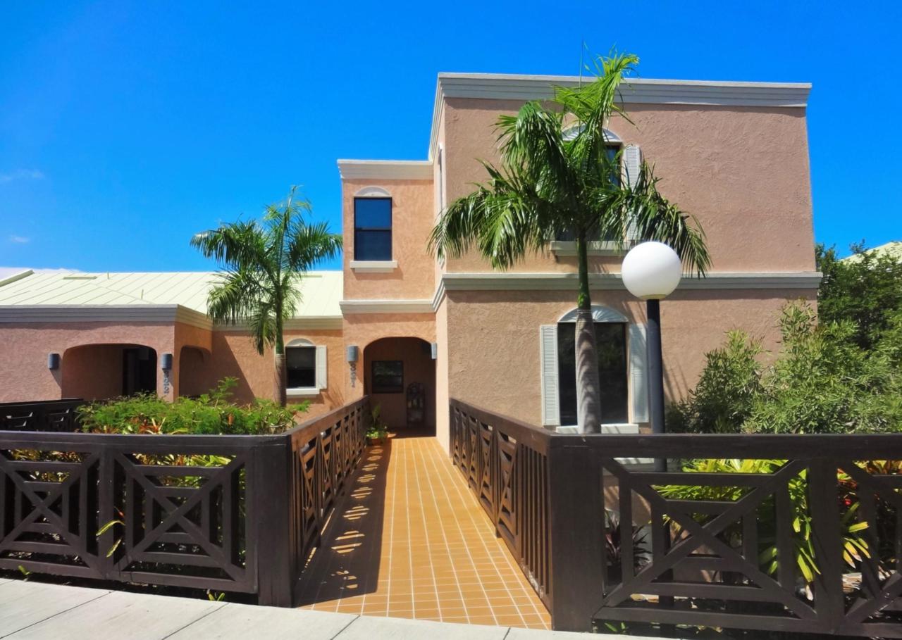 321 Coakley Bay Eb - Photo 1