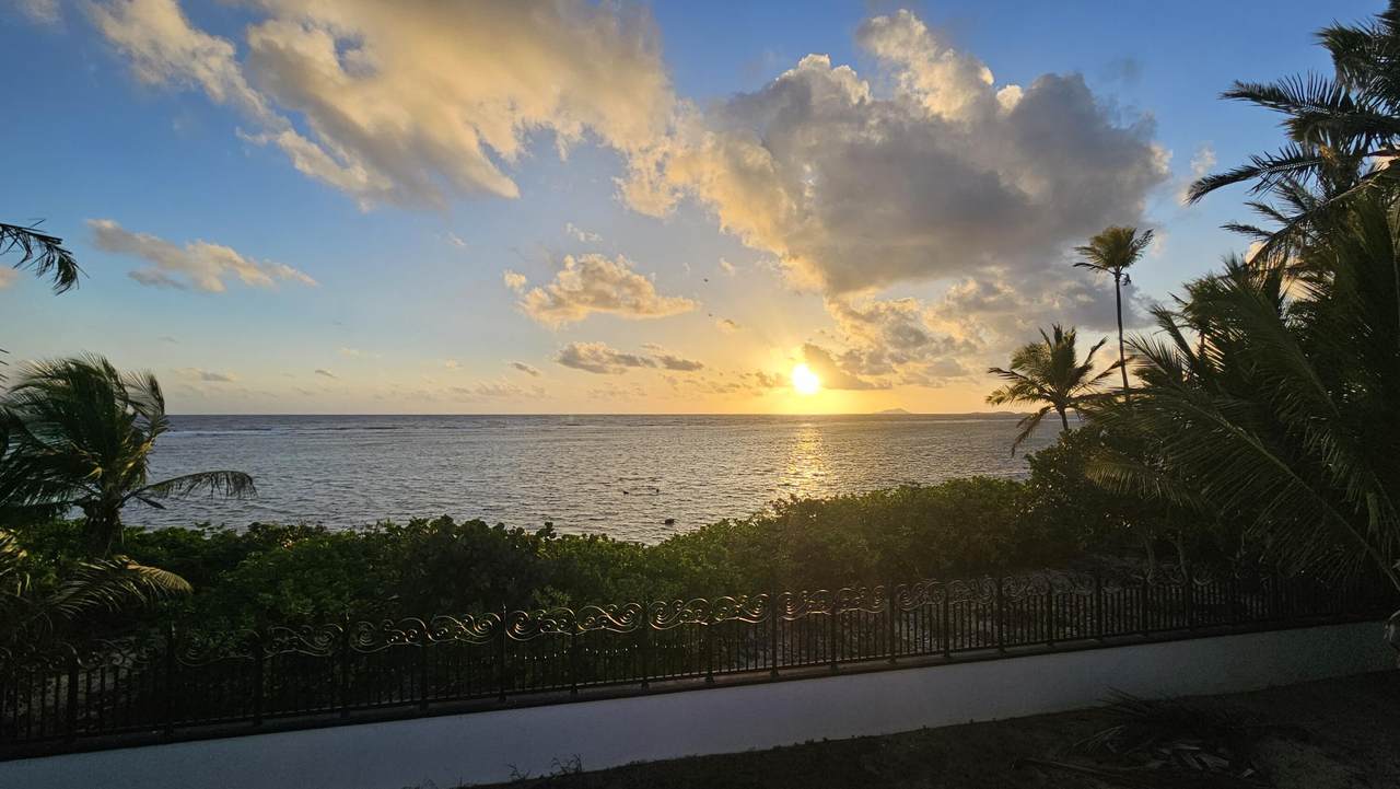 https://bt-photos.global.ssl.fastly.net/stthomas/1280_boomver_3_26-1352-2.jpg