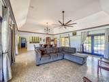 19 Carlton We - Photo 68