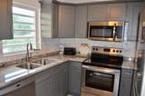 329 St. John Qu - Photo 2