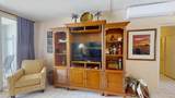 219 St. John Qu - Photo 14