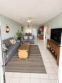 322 St. John Qu - Photo 4
