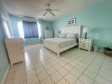 240 St. John Qu - Photo 11