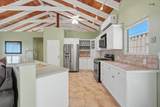 77 Southgate - Photo 7
