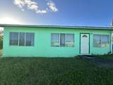 305 Strawberry Hill Qu - Photo 13