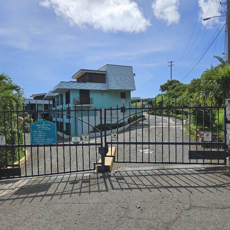 https://bt-photos.global.ssl.fastly.net/stthomas/1280_boomver_2_24-2033-2.jpg