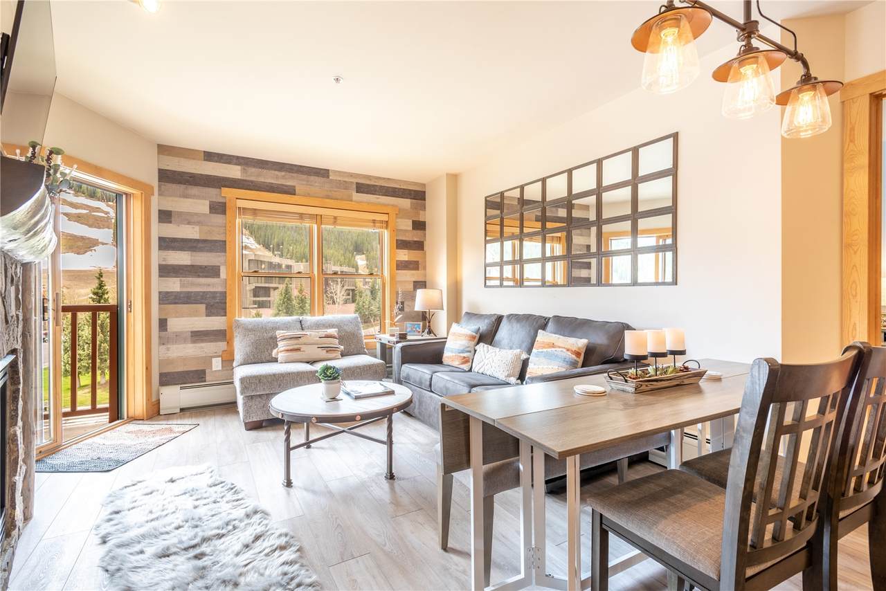 105 Wheeler Circle - Photo 1