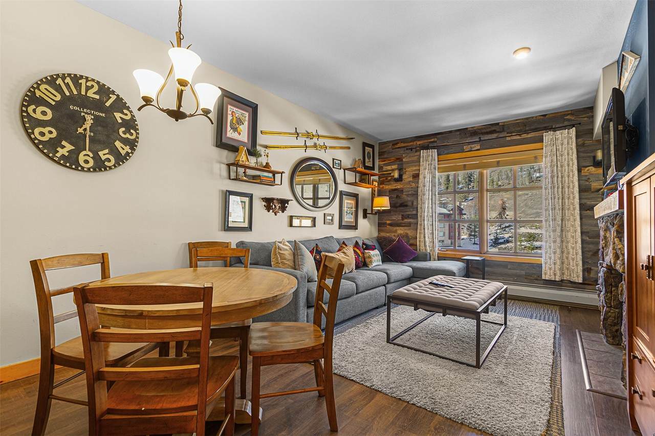 910 Copper Road - Photo 1