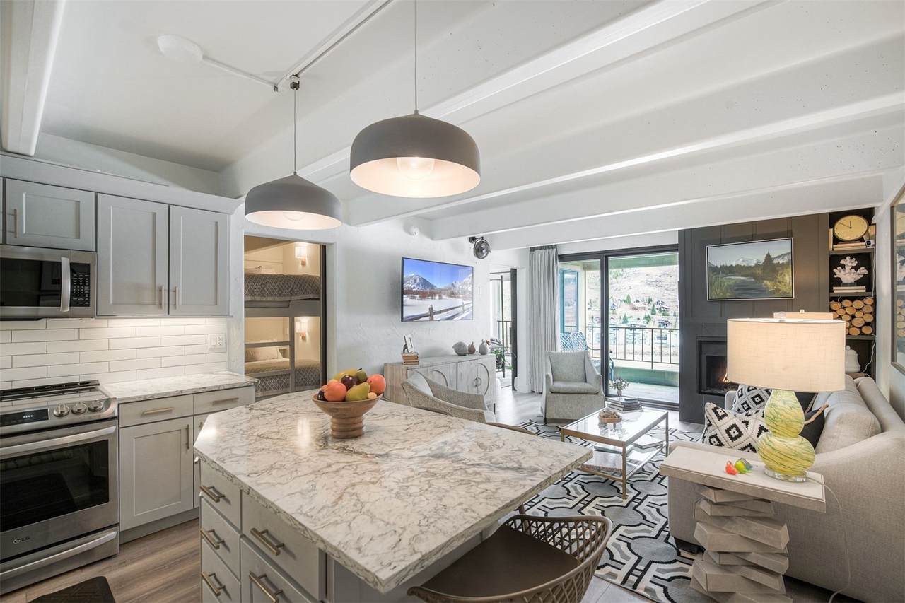 220 La Bonte Street - Photo 1