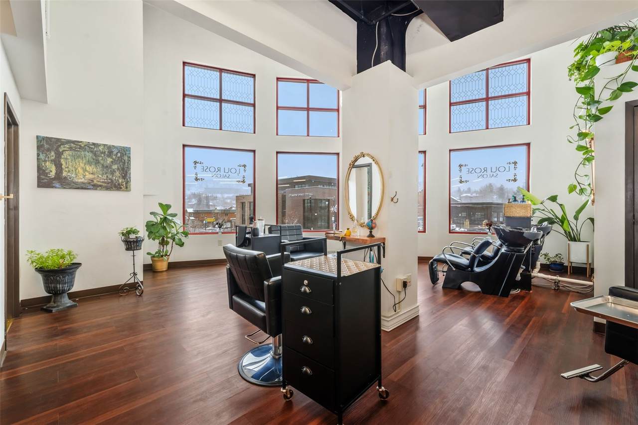 941 Lincoln Avenue - Photo 1