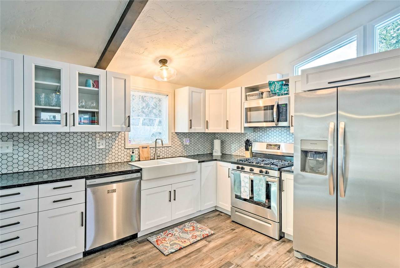 28 Magnum Bonum Drive - Photo 1