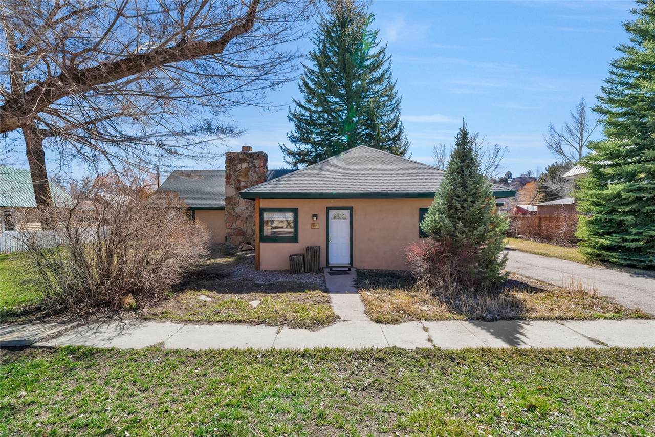 517 Jefferson Avenue - Photo 1