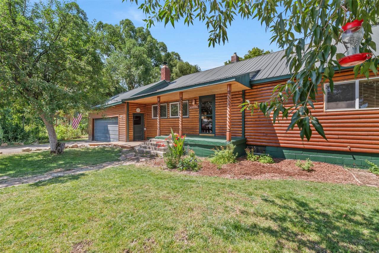 38895 Main Street - Photo 1