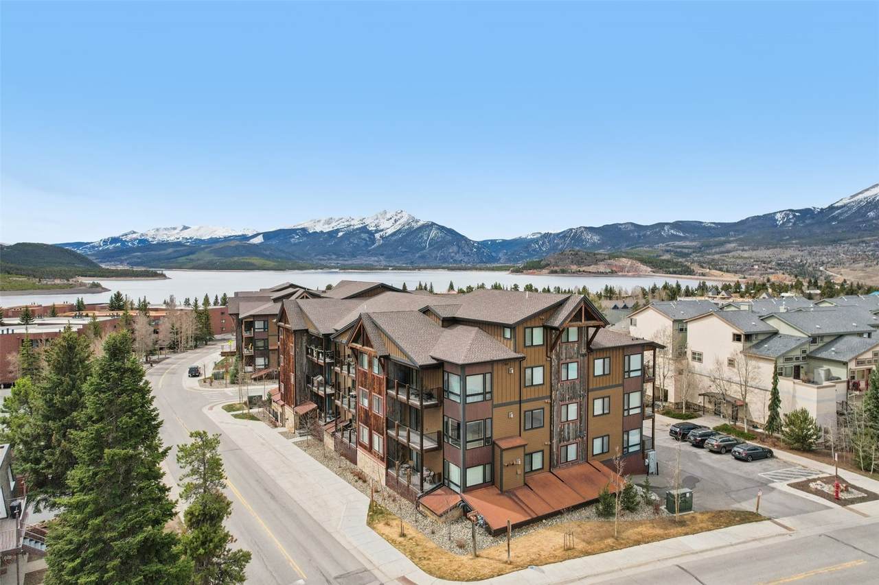 235 La Bonte Street - Photo 1