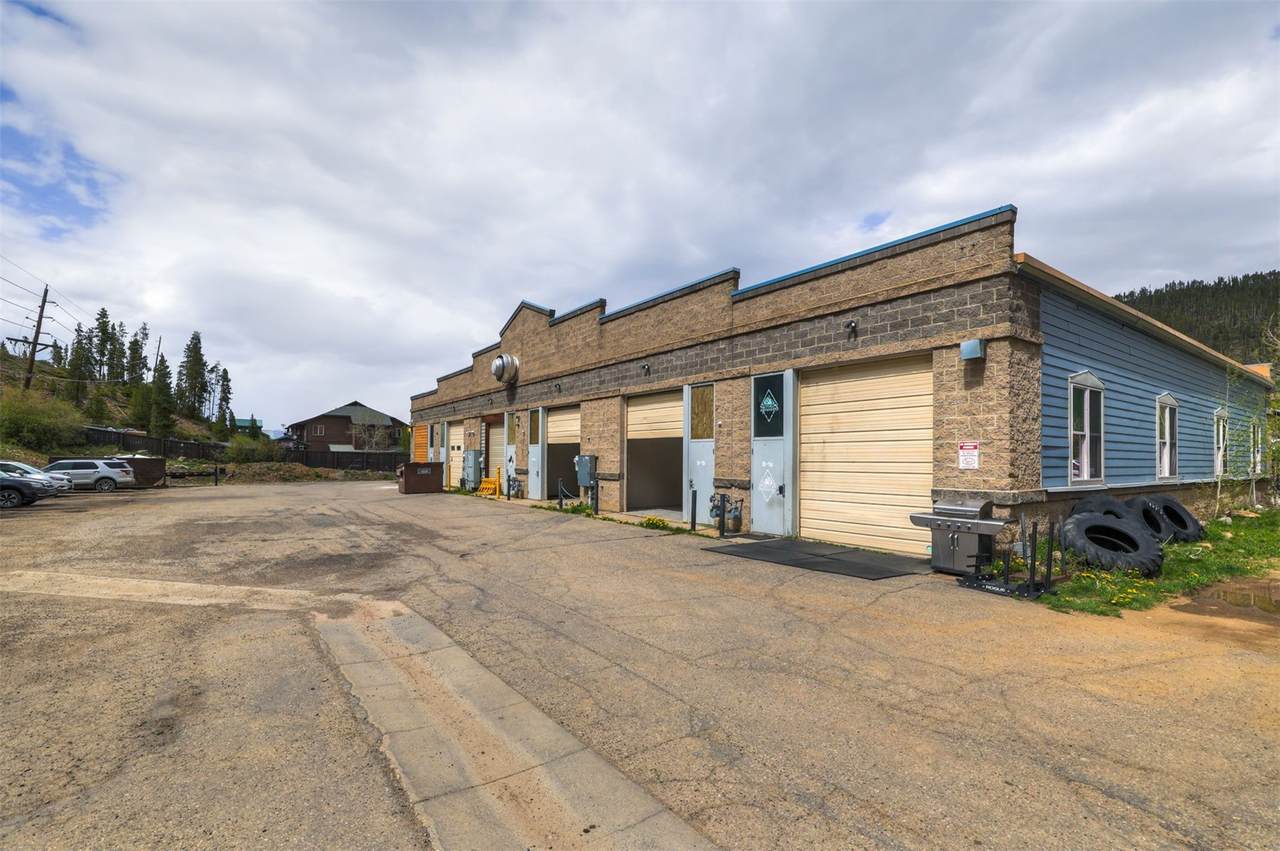 1805 Airport Road - Photo 1
